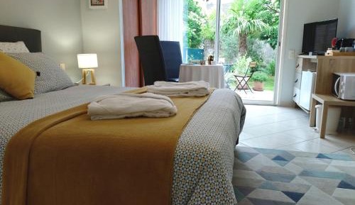 Double Room with Garden View