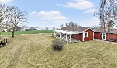 Three-Bedroom Vacation Home 