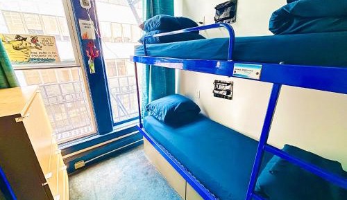 Bed in 8-Bed Mixed Dormitory Room