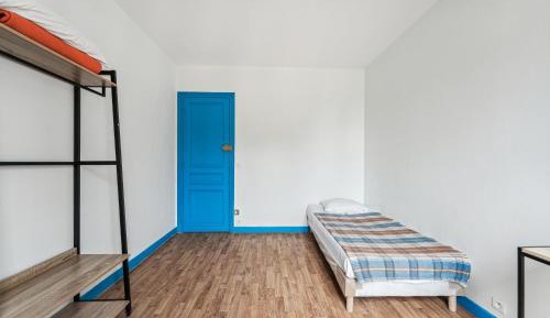 Single Room with Private Bathroom