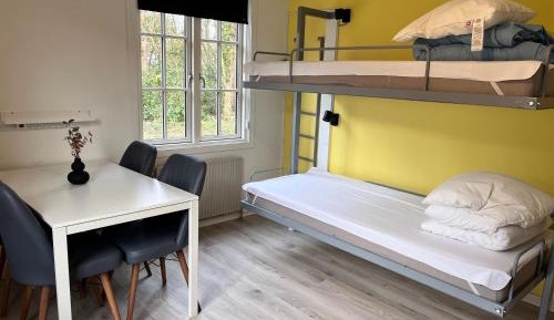 Quadruple Room with Shared Bathroom
