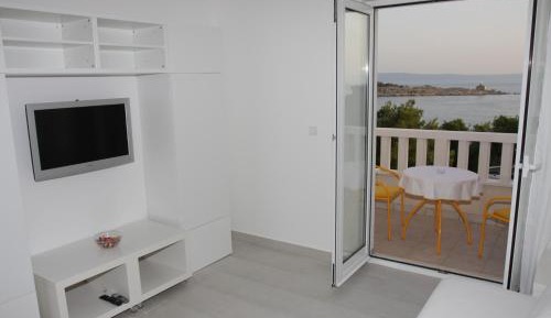 Studio with Sea View