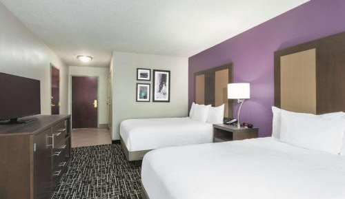 Queen Room with Two Queen Beds - Mobility Access/Non-Smoking