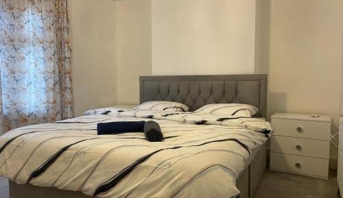 Queen Room with Shared Bathroom