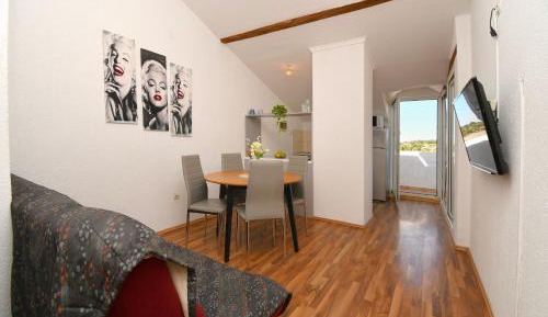 Two-Bedroom Apartment Standard