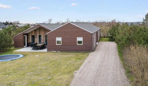 Five-Bedroom Holiday Home