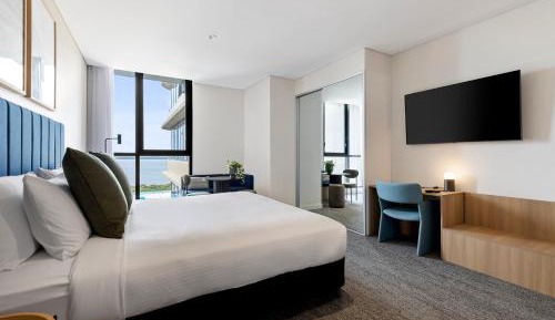 Deluxe Studio Apartment