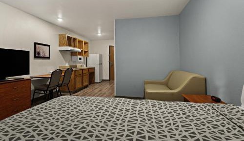 Standard Double Room with Sofa Bed - Accessible/Non-Smoking