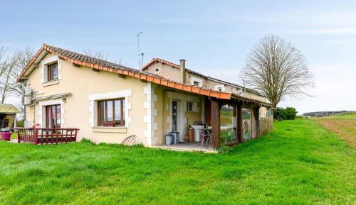 Three-Bedroom Vacation Home 