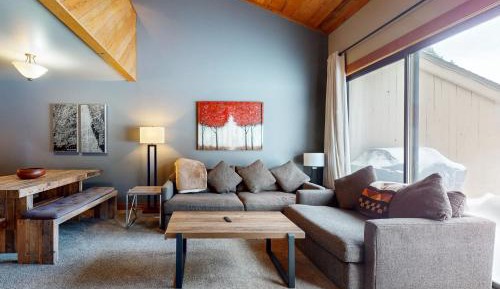 One Bedroom Apartment