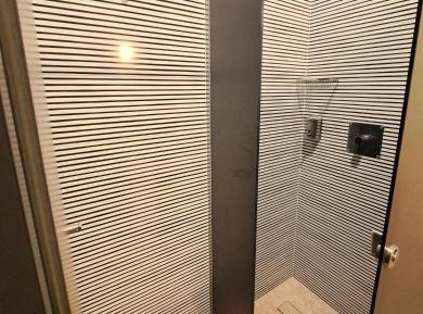 Twin Room with Shared Bathroom