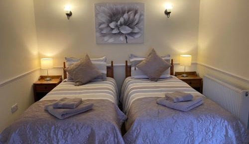  One-Bedroom Cottage - Yr Hen Hofel