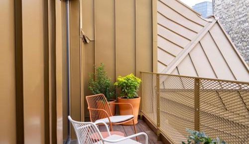 Deluxe Double Room with Balcony