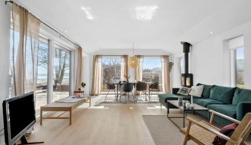 Three-Bedroom Vacation Home 