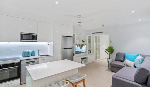 Apartment with Balcony