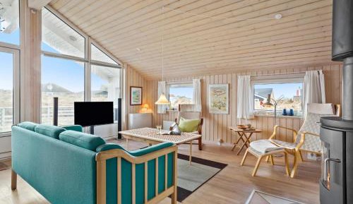 Three-Bedroom Vacation Home 
