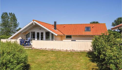 Three-Bedroom Vacation Home 