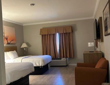 Queen Room with Two Queen Beds - Mobility Access/Non-Smoking