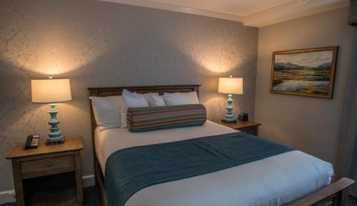 Queen Room - Non -Smoking