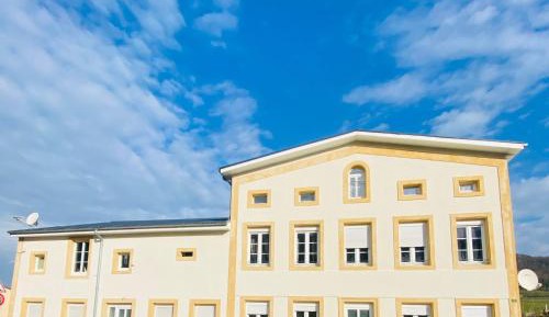 Twin Room with Private Bathroom