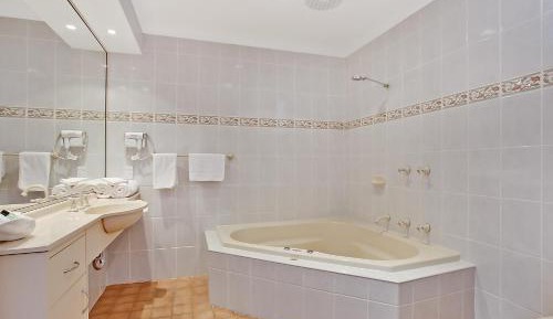 Executive King Room with Spa