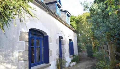 Two-Bedroom Holiday Home