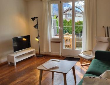 Apartment with Garden View