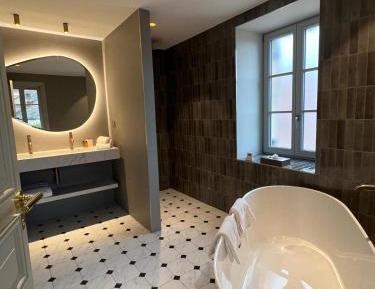 Junior Suite with Garden View