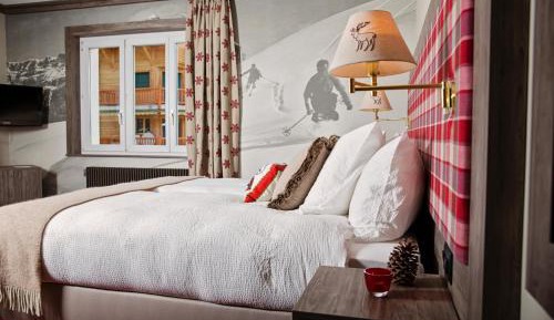Cozy Double Room with Balcony