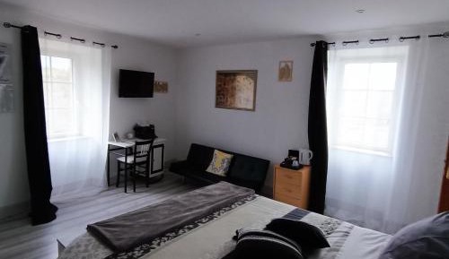 Double Room with Private External Bathroom