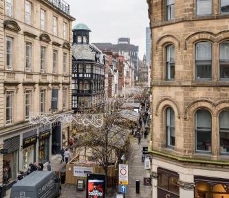 Two-Bedroom Apartment with City View