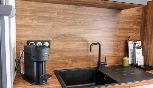 One-Bedroom Apartment with Garden View