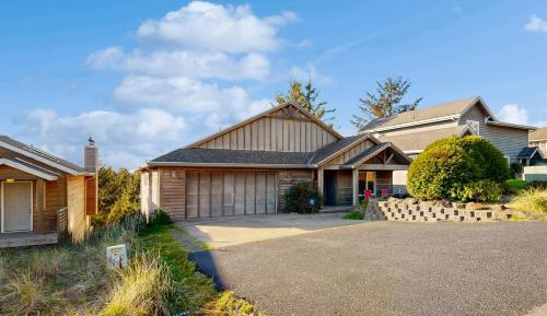 seven bedroom holiday home 