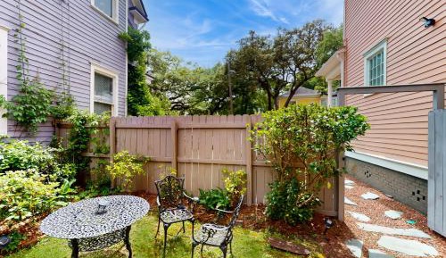 One Bedroom Apartment