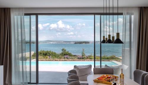 Villa with Private Pool - P1 - President 1