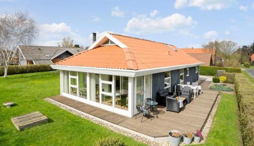 Three-Bedroom Vacation Home 