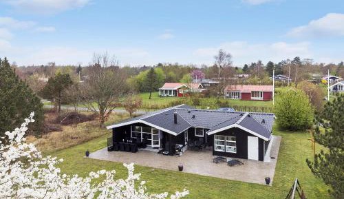 Four-Bedroom Vacation Home