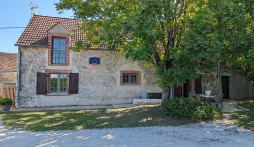 Holiday Home (8 Adults)