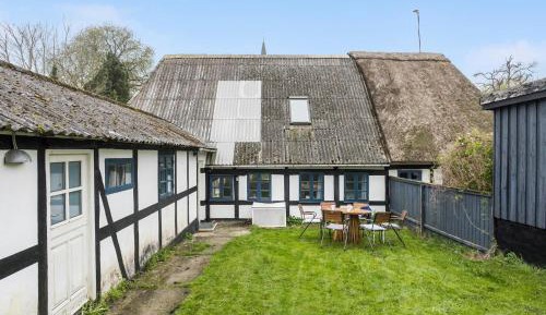 Two-Bedroom Holiday Home