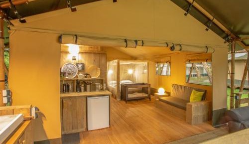 Wood Lodge