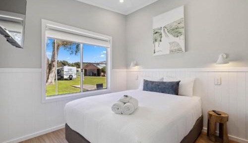 Superior Two-Bedroom Cabin - Not Pet Friendly