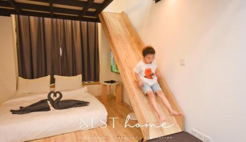 Loft with Slide and Rock Climbing