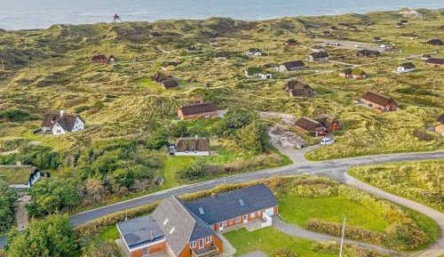 Nine-Bedroom Holiday Home