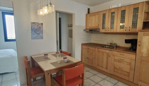Apartment (4 Adults)