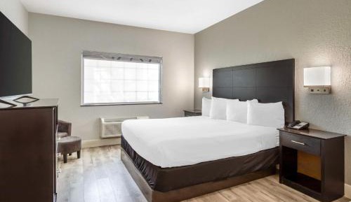 King Room with Spa Bath