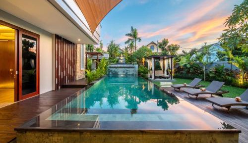 Three-Bedroom Premium Suite Villa with Private Pool
