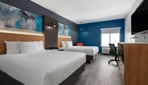 Standard Queen Room with Two Queen Beds