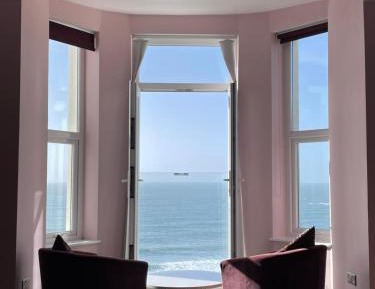 Deluxe Double Room with Balcony and Sea View
