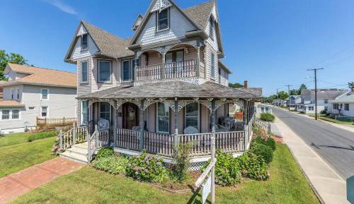 Four-Bedroom Vacation Home