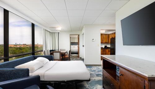 Two-Bedroom Suite with Kitchen